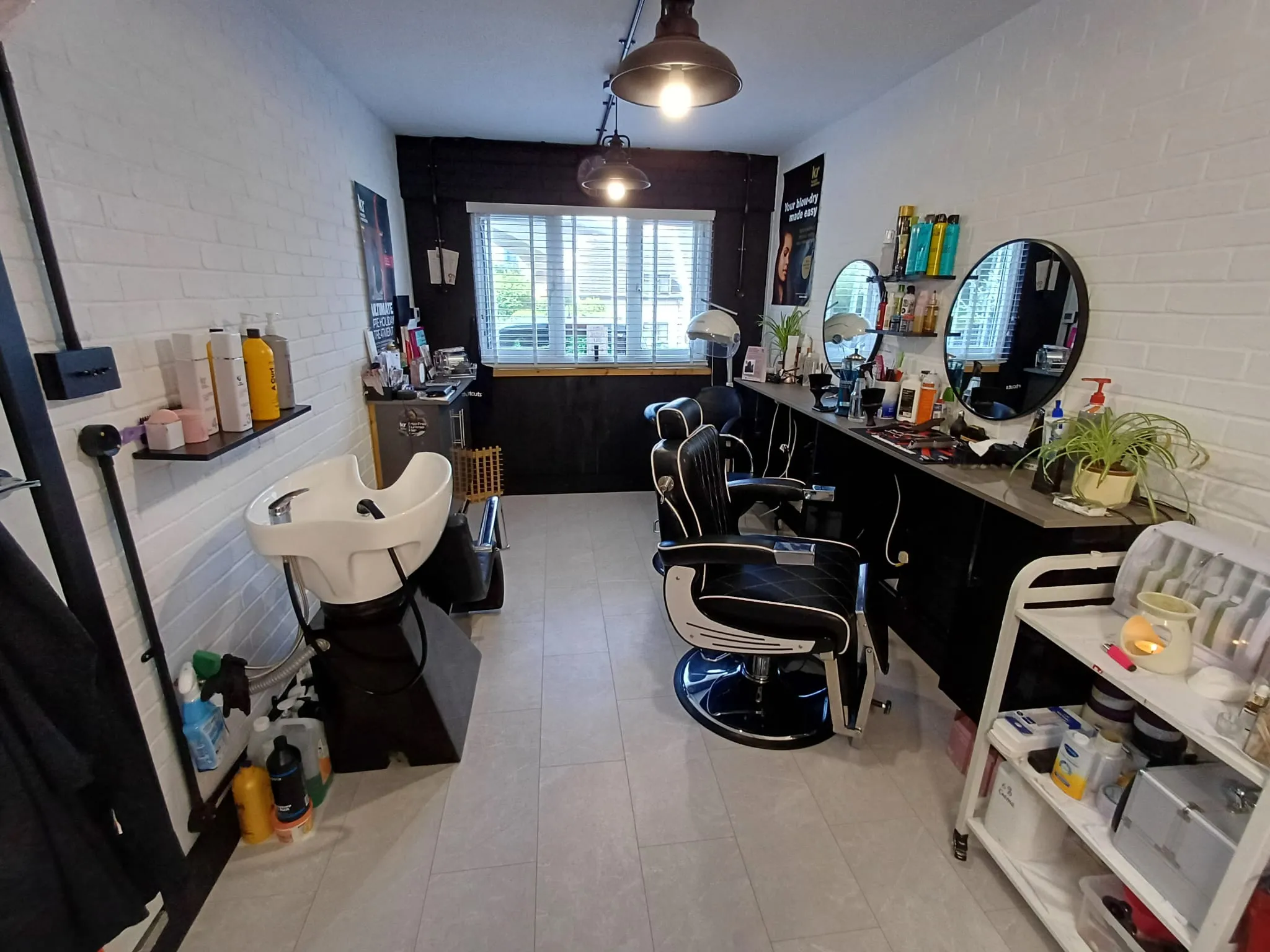 TCutz Hair Salon Interior